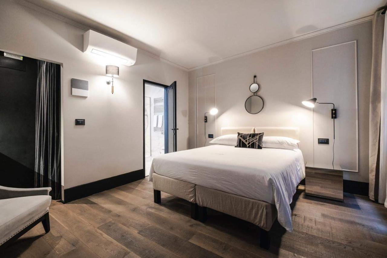 Luxury Santo Stefano Hotel Venice Exterior photo