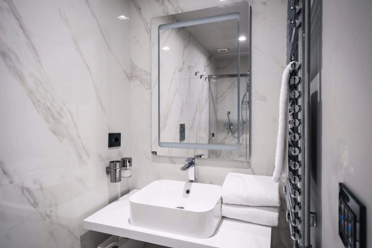 Luxury Santo Stefano Hotel Venice Exterior photo